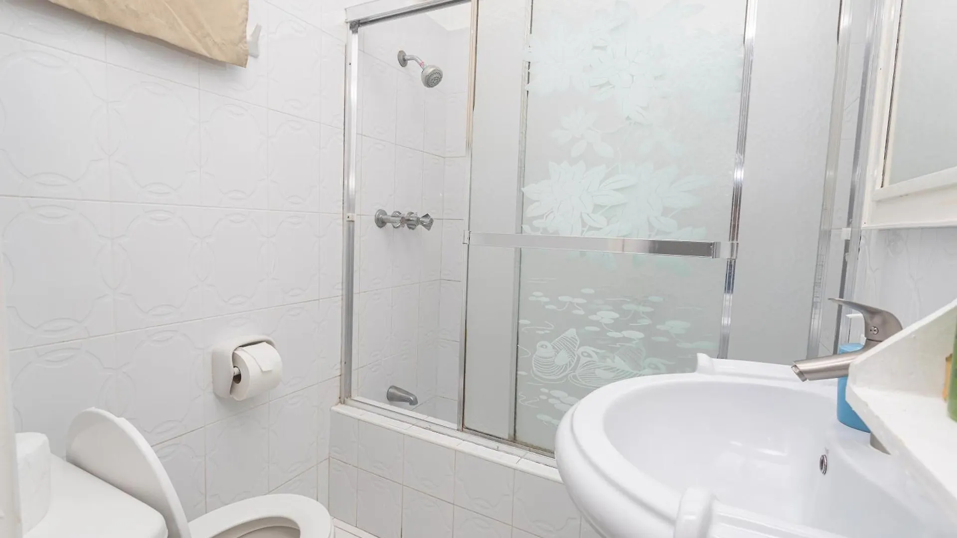 **  Caribic House Otel Montego Bay Jamaika