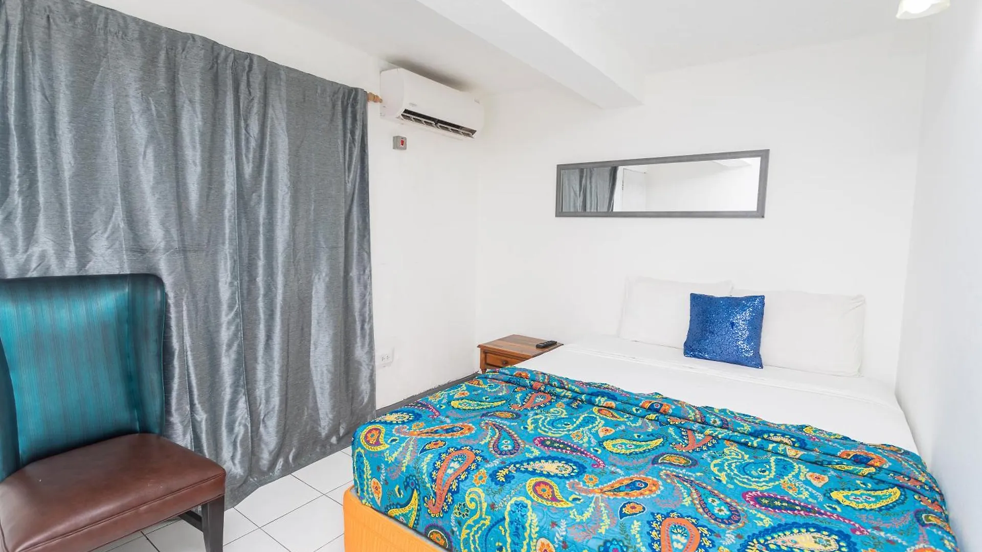 Caribic House Otel Montego Bay 2*,  Jamaika