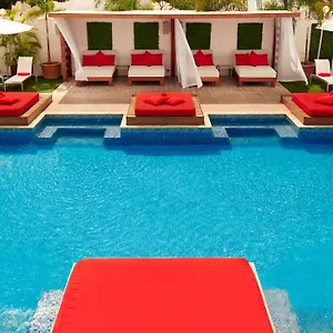 https://the-spanish-court-hotel.hotelsochorios.net